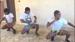 YVON DENEZA Mamilafila