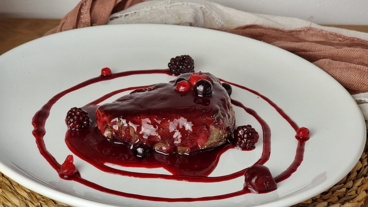 ¡Mira qué fácil es hacer SOLOMILLO con salsa de frutos rojos! No has probado una carne igual.