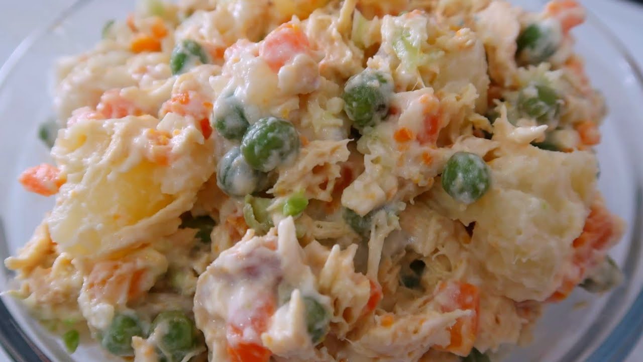 Mi Ensalada de Pollo favorita: Cremosa, Fácil y Rendidora: ¡El complemento perfecto!