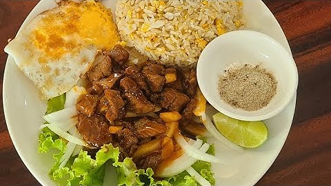 Beef lok lak Cambodian dish review