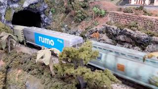 Composição Triplex De C30 Mrs Tracionando Vagoes Hopper Fechados E Cilíndricos