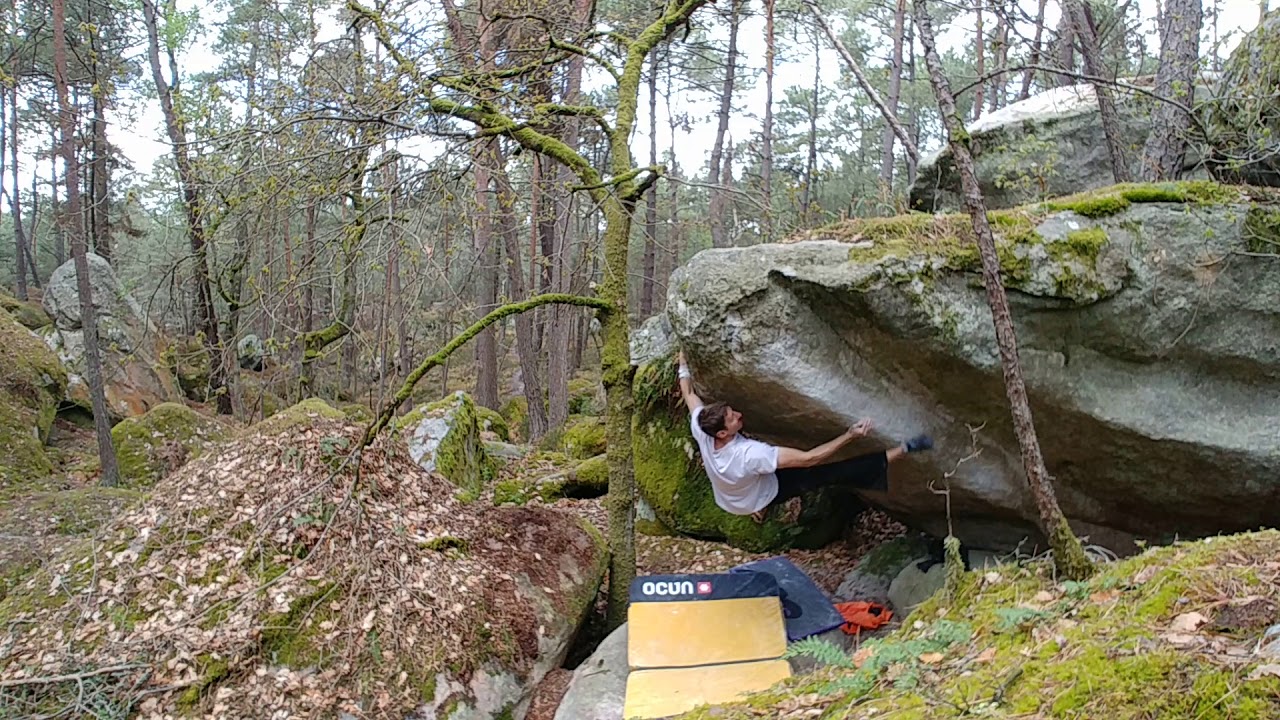 Love les Tartes - 7b 7a+ - Rocher de la Cathédrale - Fontainebleau