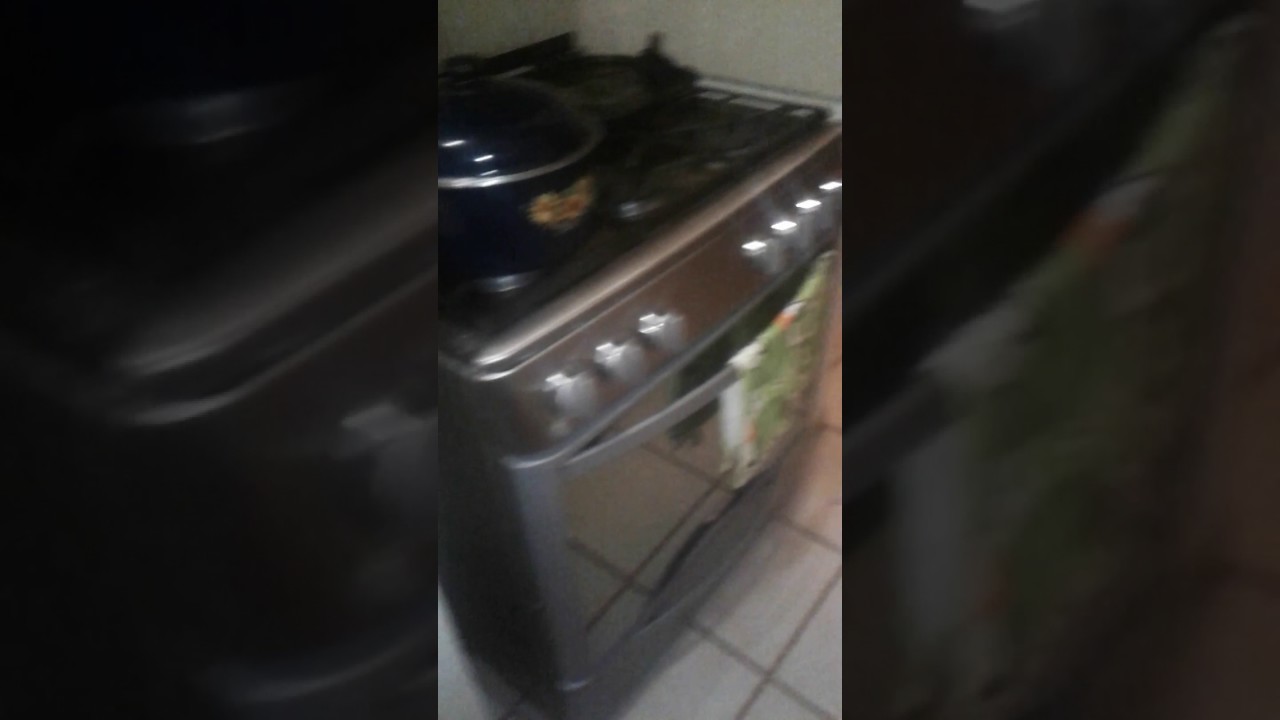 Explocion en la estufa - YouTube