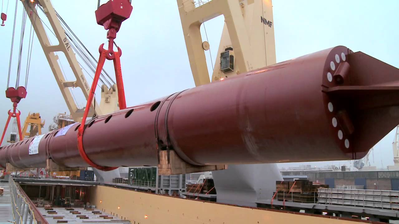 loading 600 tons jack up legs into mv lone heavy lift vessel rhb
