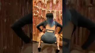 Indian girl twerking in skirts Desi girl Twerk