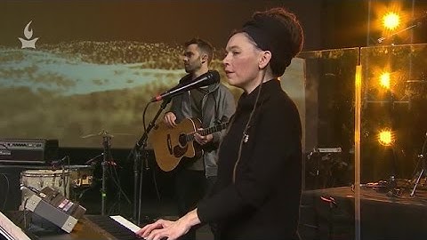 Misty Edwards // Onething 2016, Session 4 Worship