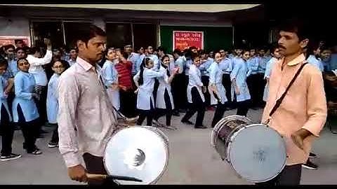 Rajkot | Students Playing Garba | 12th Science Result Out | Celebration in school | Connect Gujarat