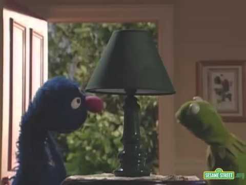 Sesame Street - Kermit and Grover in the Dark