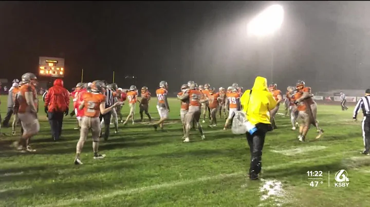 Vic Cooper reacts to first state championship in A...