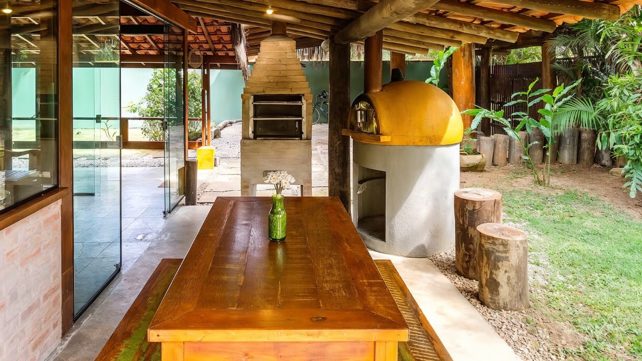 ТУР: ДЕРЕВЯННЫЙ ДОМ с ВЕРАНДОЙ: + Зона барбекю и 3 спальни!