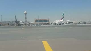 Amazing view while takeoff at Dubai International Airport | DXB | إقلاع الرحلة من مطار دبي