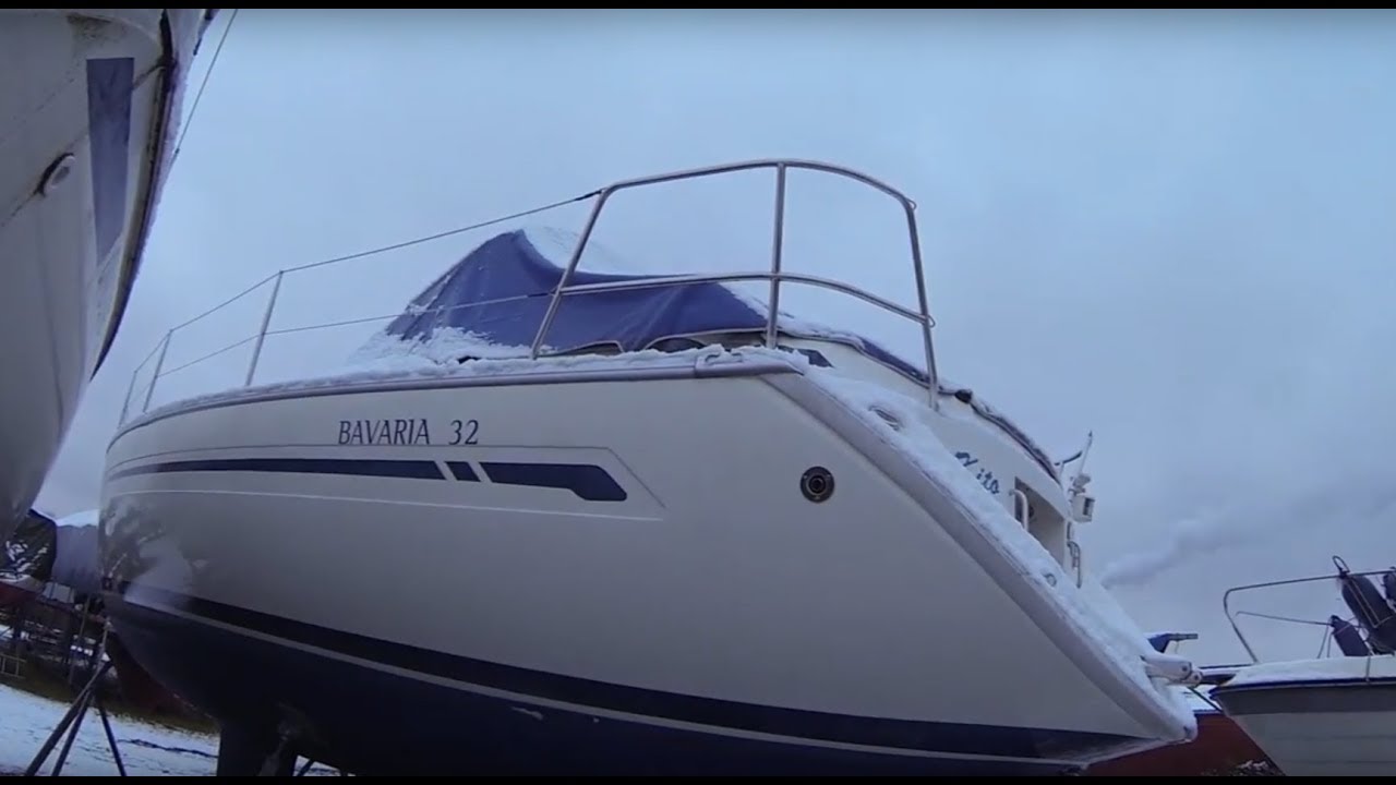 First approach to the leak at the stern hawse fairlead