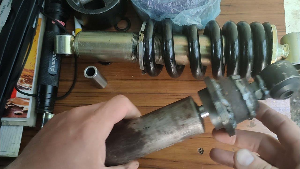 Rear Shock Rebuild (part 1) - YouTube