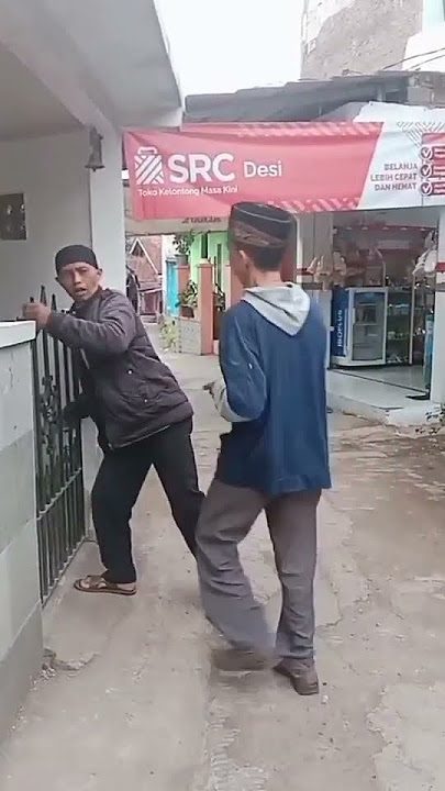 Akibat Abah Kosim Bawa Golok #VideoLucu #VideoKocak #VideoShorts #WarkopStudio