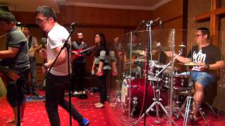 Dia Raja - True Worshippers - OIL Band's behind the scene 2014 chords