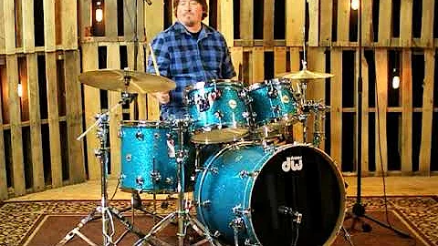 Dw Collector's Series Shell Pack Teal Glass with Chrome Hardware