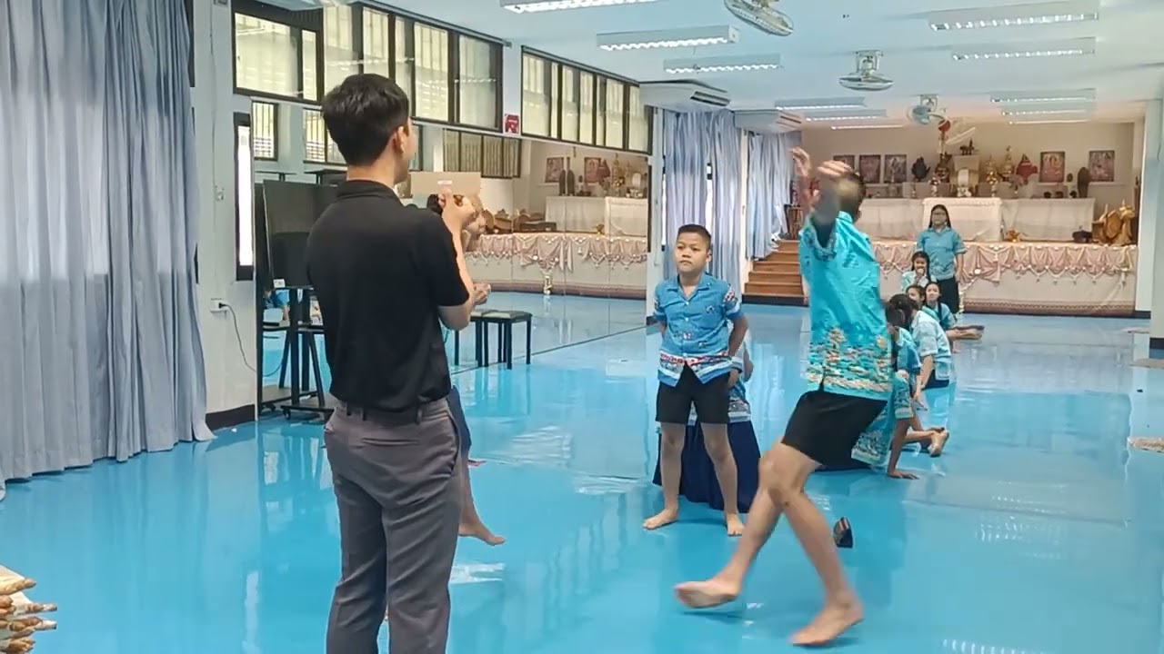 ทั้งเรียนทั้งเล่น