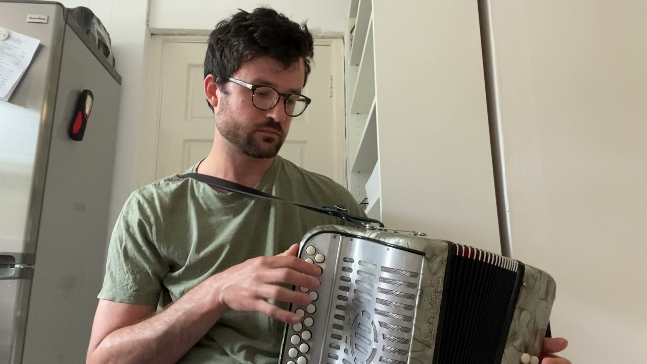 Eleanor Kane’s / Rolling in the Barrel / Lad O’Beirne’s