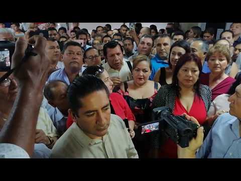 Alcalde Erazo tumbó puertas en la Alcaldía.