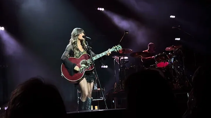 Ella Langley - Choosin Texas - Live at the Ryman 