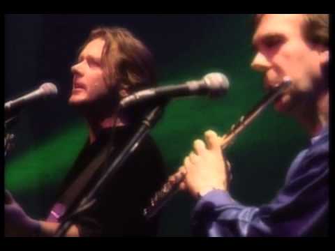 Steve Hackett - Ian Mcdonald - John Wetton \\ I Talk To The Wind