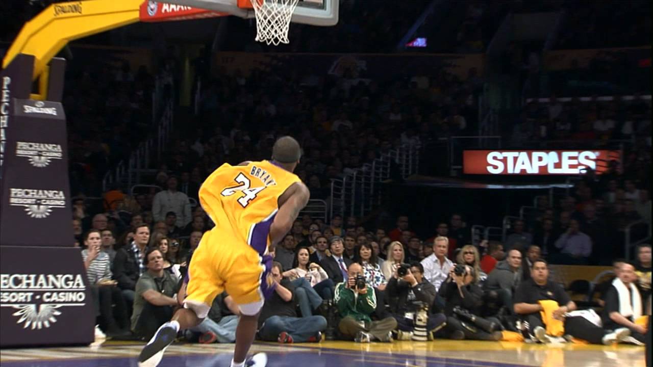 マスクをしたコービー ブライアント レイカーズ がスティール 一人速攻ダンク Nba動画ブログ マスクをしたコービー ブライアント レイカーズ がスティール 一人速攻ダンク Nba動画ブログ