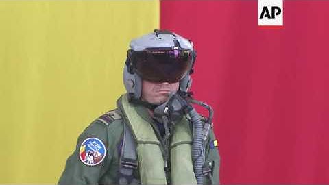 România prezintă primele sale avioane de luptă F16