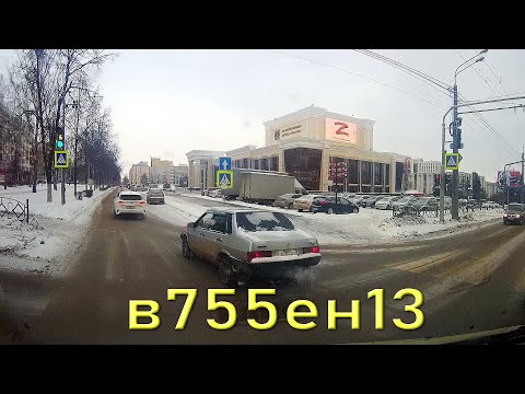 грубое нарушение пункта 13.8 ПДД.  в755ен13