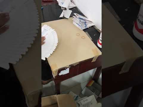 Hay:) Kali ini saya membagikan video tentang bagaimana cara membuat kotak souvenir dari karton board. 