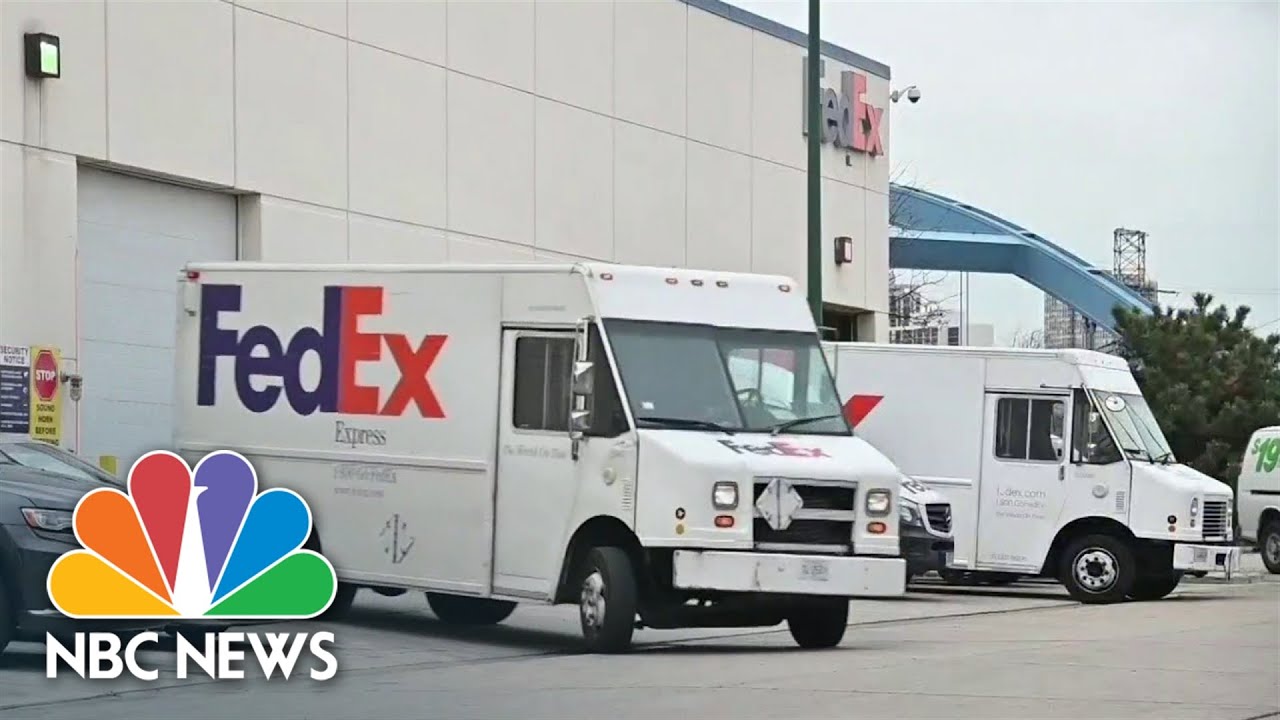 Fed-Ex Sees Labor Shortage As UPS Sees Growth