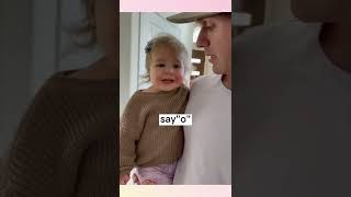 Parents teach their babies to say"pinocchio", babies