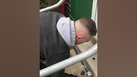 Testing the new GJ Locks electric pick gun on a live job....review coming soon