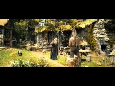 Smaug'un Çorak Toprakları Kesilmiş Sahne Gandalf ve Beorn