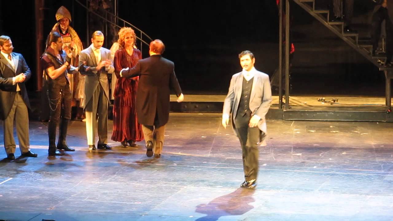 Мюзикл Джекилл & Хайд в Музкомедии. Поклоны. - YouTube