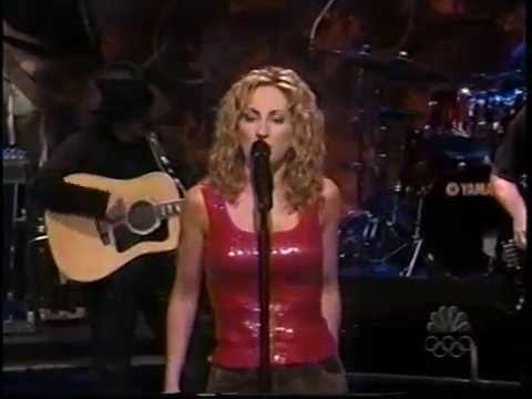 LEE ANN WOMACK - 