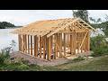 Je construis une maison incroyable dans un endroit inhabituel un an et demi en 24 minutes