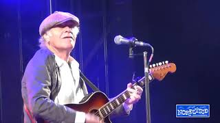 Video thumbnail of "Kim Larsen - De smukke unge mennesker live"