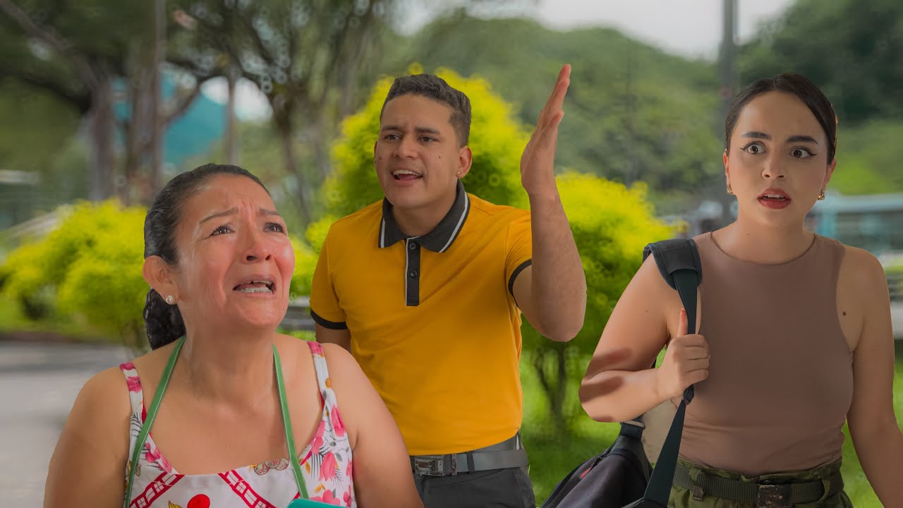 Hijo desprecia a su madre por ser pobre sin saber como terminaría