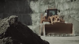 Take COMMAND | Remote Control Loading for the Cat® 988K Wheel Loader