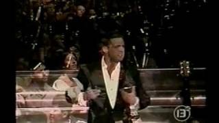 Video thumbnail of "Luis Miguel - Romances Medley (Live - Santiago, Chile 1999)"