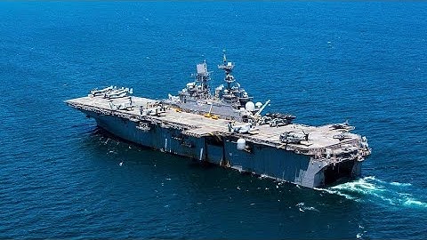 USS Iwo Jima (LHD-7) – World’s First Aegis Amphib | SPY-6 (V)4 Super-Upgrade Deep Dive