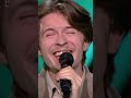 Avec un timbre de voix unique et une certaine nonchalance, Django a mis tout le monde d'accord