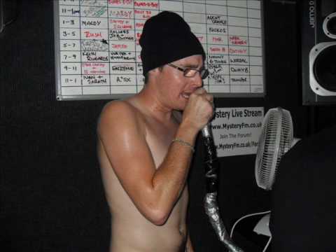 HIGHLY STRUNG MC nite nurse chased da f..k out REGGAE TOASTER