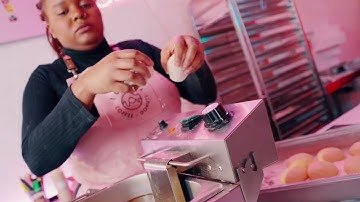 Recipe: Ruby Chocolate Chouxnut