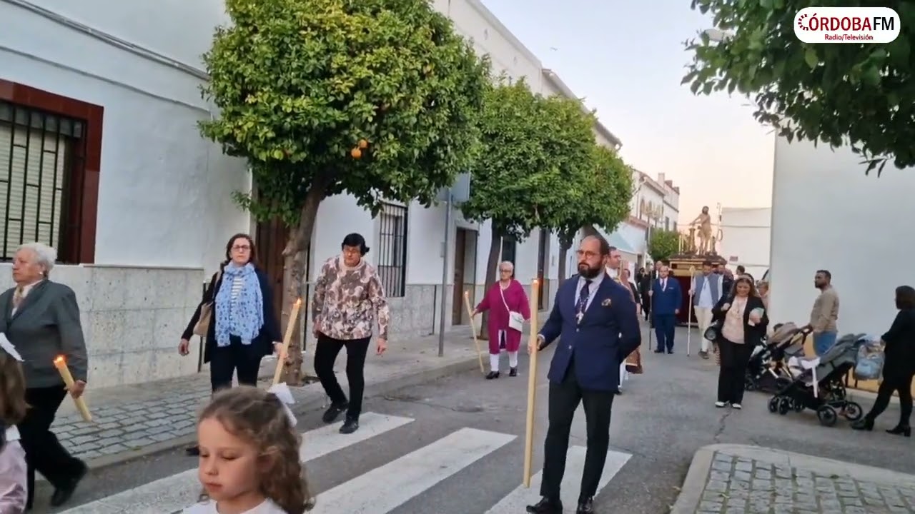 𝐕𝐢́𝐚 𝐂𝐫𝐮𝐜𝐢𝐬 𝐒𝐞𝐧̃𝐨𝐫 𝐀𝐦𝐚𝐫𝐫𝐚𝐝𝐨 𝐚 𝐥𝐚 𝐂𝐨𝐥𝐮𝐦𝐧𝐚, Hermandad Virgen De Los Dolores, Santa Cruz.