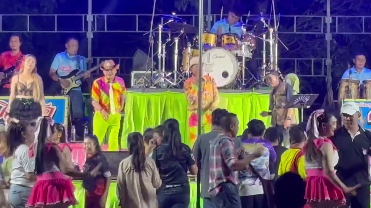 รำวง ย้อนยุค คำหว้ามิวสิค_ วัดป่ากุดหว้า