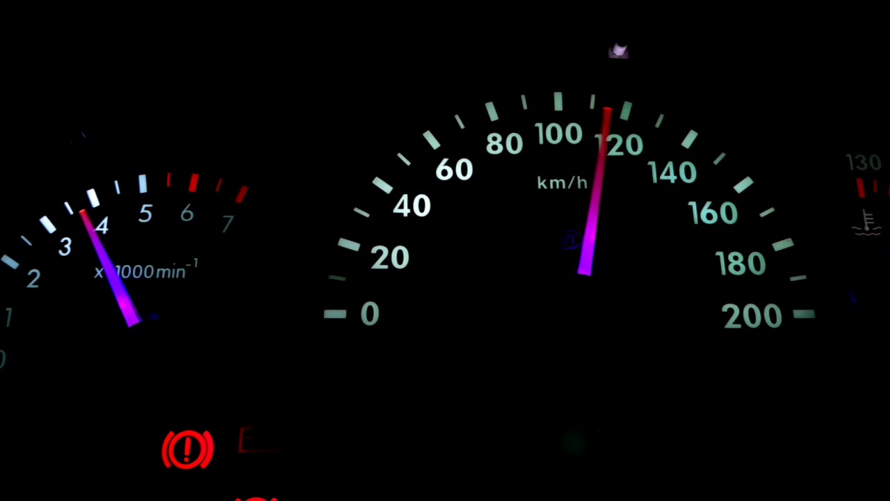 Трех цветная подсветка стрелок Приора - YouTube