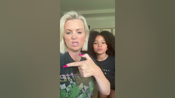 Scarletts always trying to bite me! #funny #scarlettandtiania #challenge