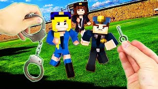 Realistic Minecraft - PRISON ESCAPE IN REAL LIFE!