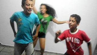 Latino Dança Kuduro